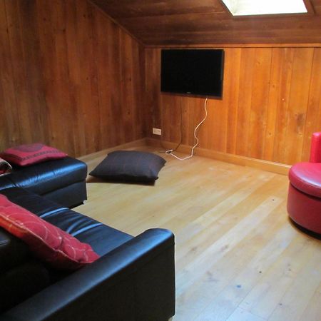 Alpen Roc Hotel Morzine Room photo