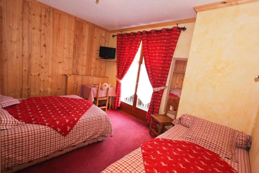 Alpen Roc Hotel Morzine Exterior photo